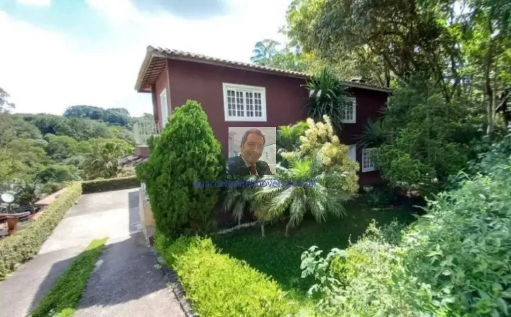 Casa com 4 quartos à venda, 880m2 em Jardim Recanto Suave, Cotia - SP - imagem 4 Foto 4 de Casa com 4 quartos à venda, 880m2 em Jardim Recanto Suave, Cotia - SP