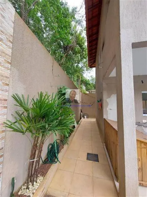 Foto 3 de Casa com 3 quartos à venda, 212m2 em Jardim Atalaia, Cotia - SP