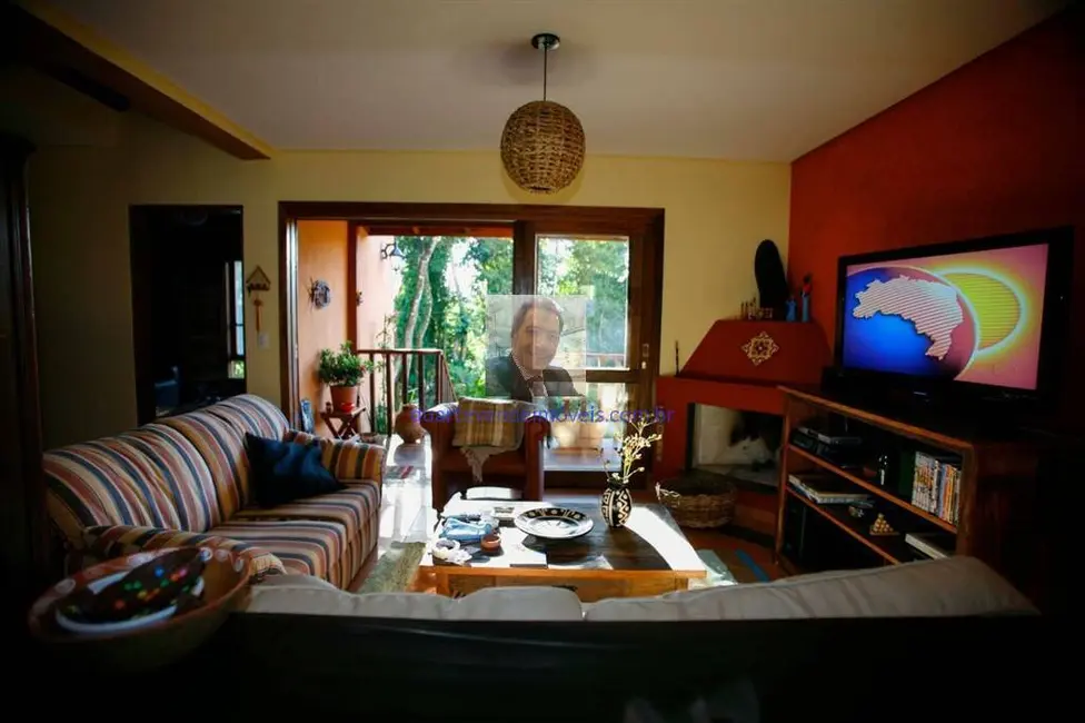 Foto 7 de Casa de Condomínio com 3 quartos à venda e para alugar, 240m2 em Jardim Atalaia, Cotia - SP