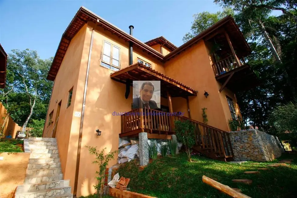 Foto 2 de Casa de Condomínio com 3 quartos à venda e para alugar, 240m2 em Jardim Atalaia, Cotia - SP