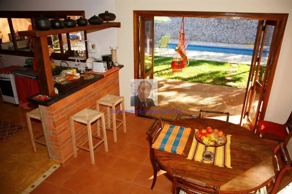 Foto 9 de Casa de Condomínio com 3 quartos à venda e para alugar, 240m2 em Jardim Atalaia, Cotia - SP