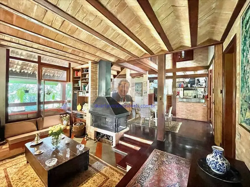 Casa de Condomínio com 3 quartos à venda, 364m2 em Chácara Santa Lúcia dos Ypes, Carapicuiba - SP - imagem 3 Foto 3 de Casa de Condomínio com 3 quartos à venda, 364m2 em Chácara Santa Lúcia dos Ypes, Carapicuiba - SP