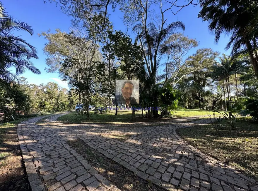 Casa de Condomínio com 3 quartos à venda, 435m2 em Chácara Santa Lúcia dos Ypes, Carapicuiba - SP - imagem 8 Foto 8 de Casa de Condomínio com 3 quartos à venda, 435m2 em Chácara Santa Lúcia dos Ypes, Carapicuiba - SP