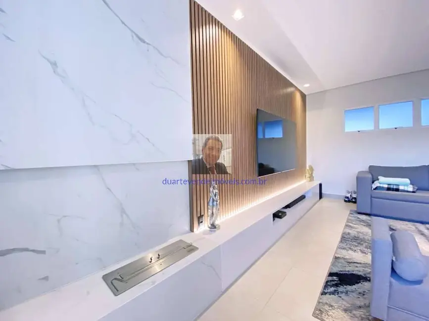 Foto 6 de Casa com 3 quartos à venda, 277m2 em Residencial dos Lagos, Cotia - SP