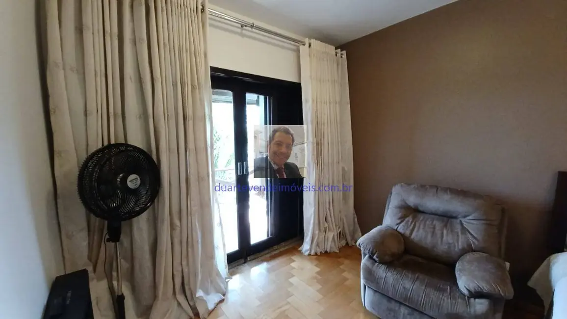 Foto 8 de Casa com 4 quartos à venda, 393m2 em Jardim Atalaia, Cotia - SP