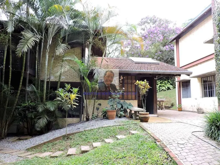 Foto 1 de Casa com 5 quartos à venda, 365m2 em Chácara dos Junqueiras, Carapicuiba - SP