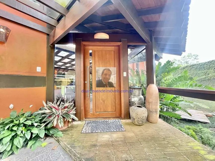 Casa de Condomínio com 3 quartos à venda, 283m2 em Recanto Impla, Carapicuiba - SP - imagem 7 Foto 7 de Casa de Condomínio com 3 quartos à venda, 283m2 em Recanto Impla, Carapicuiba - SP