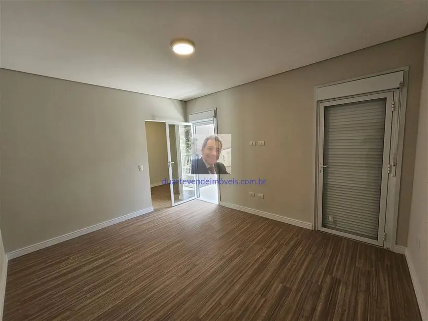 Foto 4 de Casa com 3 quartos à venda, 236m2 em Jardim Atalaia, Cotia - SP