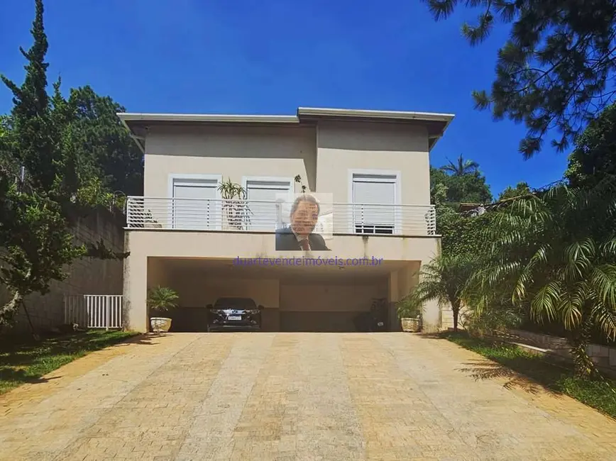 Casa com 3 quartos à venda, 358m2 em Chácara Vale do Rio Cotia, Carapicuiba - SP - imagem 1 Foto 1 de Casa com 3 quartos à venda, 358m2 em Chácara Vale do Rio Cotia, Carapicuiba - SP
