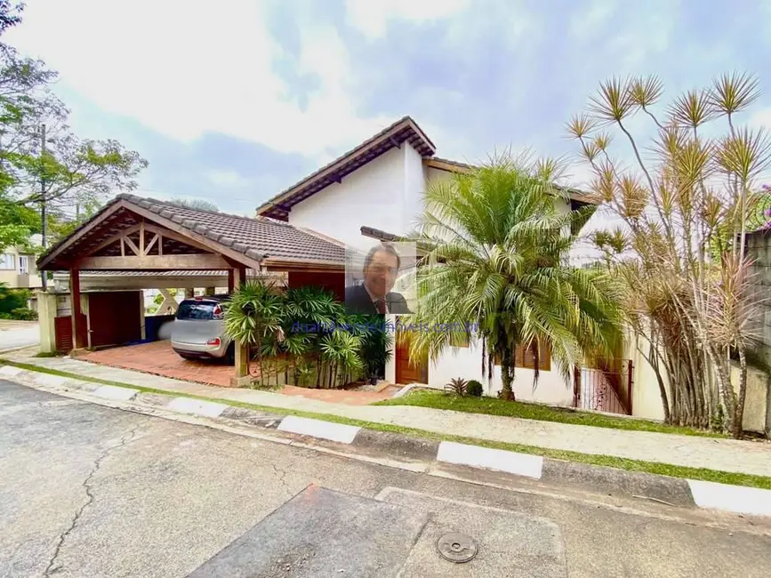 Foto 1 de Casa de Condomínio com 4 quartos à venda, 326m2 em Moinho Velho, Cotia - SP