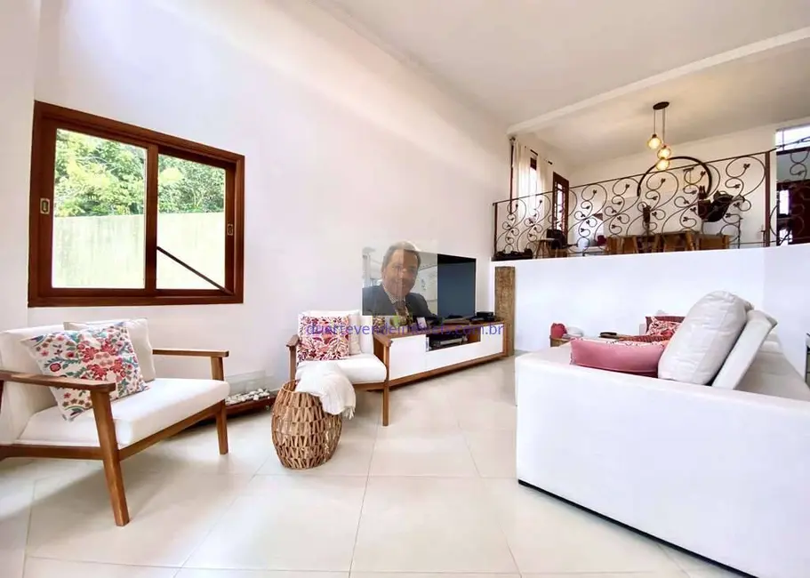 Foto 5 de Casa de Condomínio com 4 quartos à venda, 326m2 em Moinho Velho, Cotia - SP