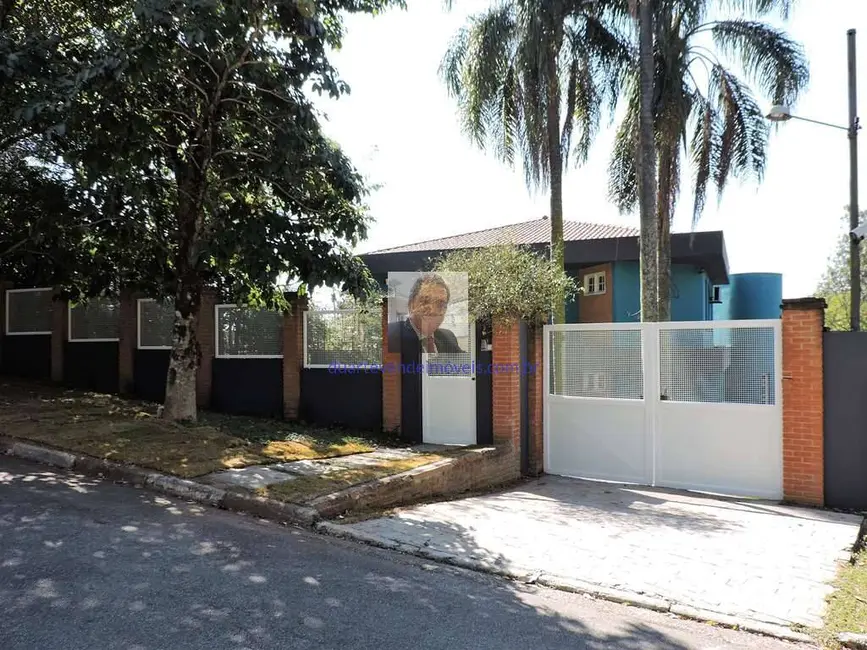 Casa de Condomínio com 6 quartos à venda e para alugar, 550m2 em Vila Appia Antica, Carapicuiba - SP - imagem 8 Foto 8 de Casa de Condomínio com 6 quartos à venda e para alugar, 550m2 em Vila Appia Antica, Carapicuiba - SP
