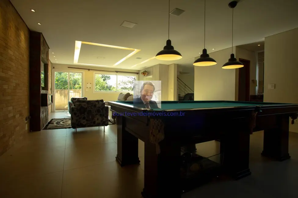 Foto 6 de Casa de Condomínio com 3 quartos à venda e para alugar, 439m2 em Jardim Atalaia, Cotia - SP