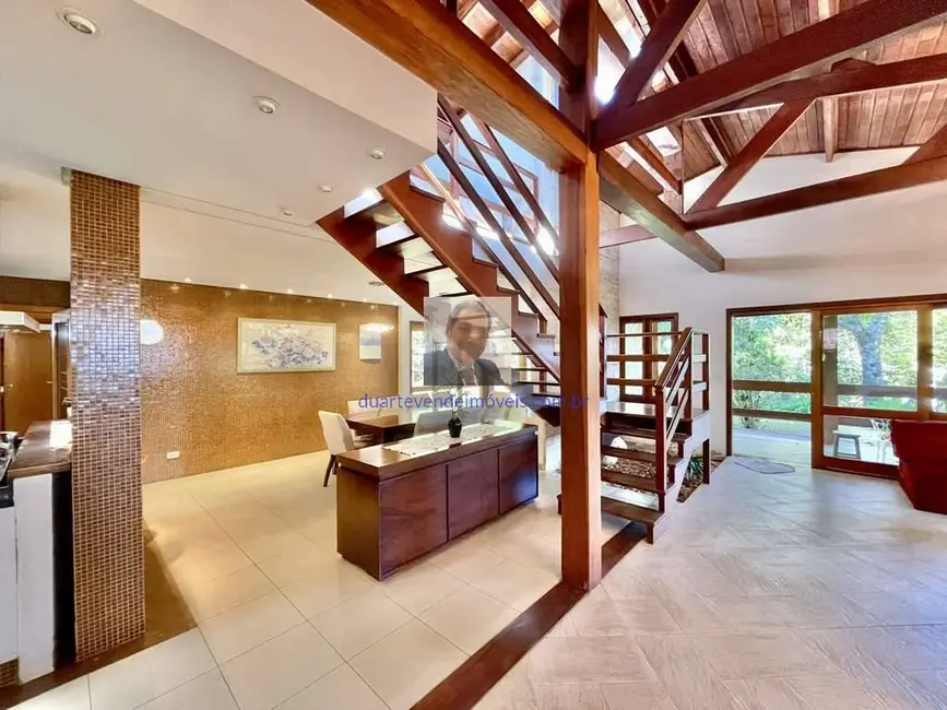 Casa de Condomínio com 5 quartos à venda, 446m2 em Chácara Santa Lúcia dos Ypes, Carapicuiba - SP - imagem 8 Foto 8 de Casa de Condomínio com 5 quartos à venda, 446m2 em Chácara Santa Lúcia dos Ypes, Carapicuiba - SP
