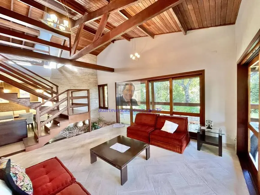 Casa de Condomínio com 5 quartos à venda, 446m2 em Chácara Santa Lúcia dos Ypes, Carapicuiba - SP - imagem 9 Foto 9 de Casa de Condomínio com 5 quartos à venda, 446m2 em Chácara Santa Lúcia dos Ypes, Carapicuiba - SP