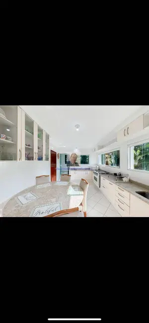 Foto 3 de Casa de Condomínio com 3 quartos à venda e para alugar, 500m2 em Jardim Atalaia, Cotia - SP