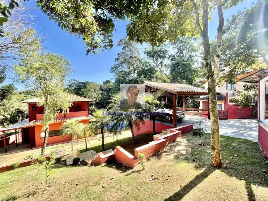 Casa com 4 quartos à venda, 1400m2 em Chácara dos Lagos, Carapicuiba - SP - imagem 5 Foto 5 de Casa com 4 quartos à venda, 1400m2 em Chácara dos Lagos, Carapicuiba - SP