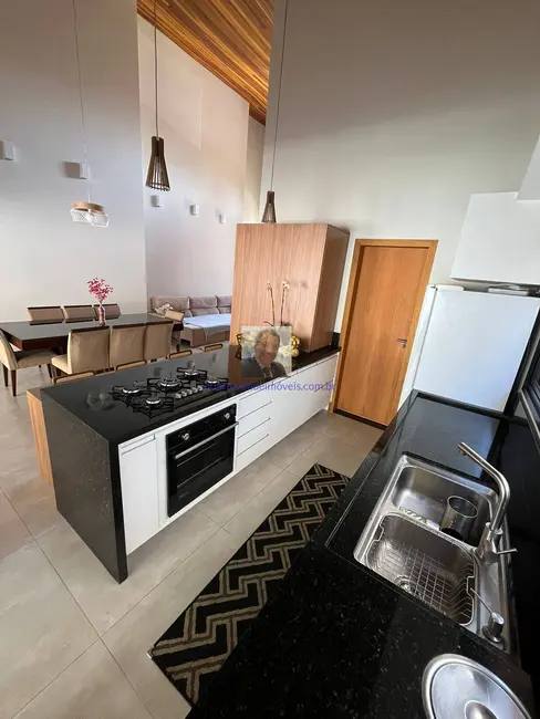 Foto 9 de Casa de Condomínio com 2 quartos à venda, 200m2 em Jardim Atalaia, Cotia - SP