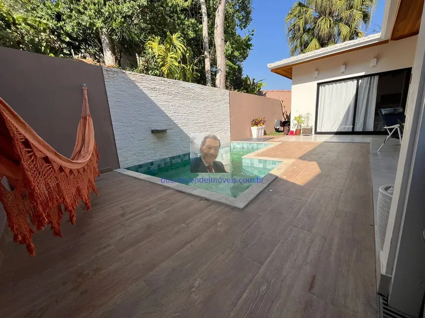 Foto 1 de Casa de Condomínio com 2 quartos à venda, 200m2 em Jardim Atalaia, Cotia - SP