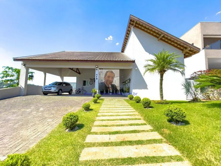 Foto 1 de Casa de Condomínio com 3 quartos à venda, 390m2 em Jardim do Golf I, Jandira - SP