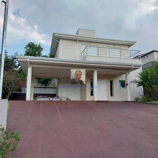 Casa de Condomínio com 4 quartos à venda, 341m2 em Jardim do Golf I, Jandira - SP - imagem 1 Foto 1 de Casa de Condomínio com 4 quartos à venda, 341m2 em Jardim do Golf I, Jandira - SP