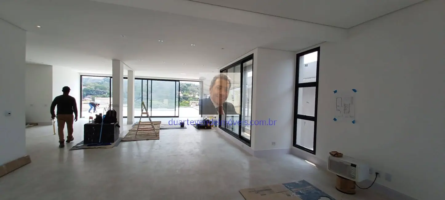 Casa de Condomínio com 4 quartos à venda, 720m2 em Jardim do Golf I, Jandira - SP - imagem 8 Foto 8 de Casa de Condomínio com 4 quartos à venda, 720m2 em Jardim do Golf I, Jandira - SP