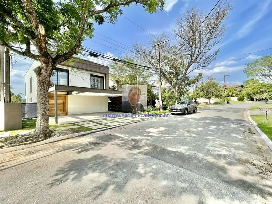 Casa de Condomínio com 4 quartos à venda e para alugar, 484m2 em São Paulo II, Cotia - SP - imagem 4 Foto 4 de Casa de Condomínio com 4 quartos à venda e para alugar, 484m2 em São Paulo II, Cotia - SP