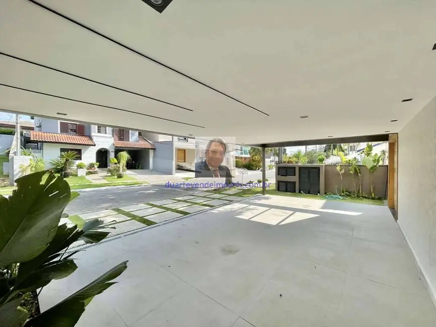 Casa de Condomínio com 4 quartos à venda e para alugar, 484m2 em São Paulo II, Cotia - SP - imagem 8 Foto 8 de Casa de Condomínio com 4 quartos à venda e para alugar, 484m2 em São Paulo II, Cotia - SP