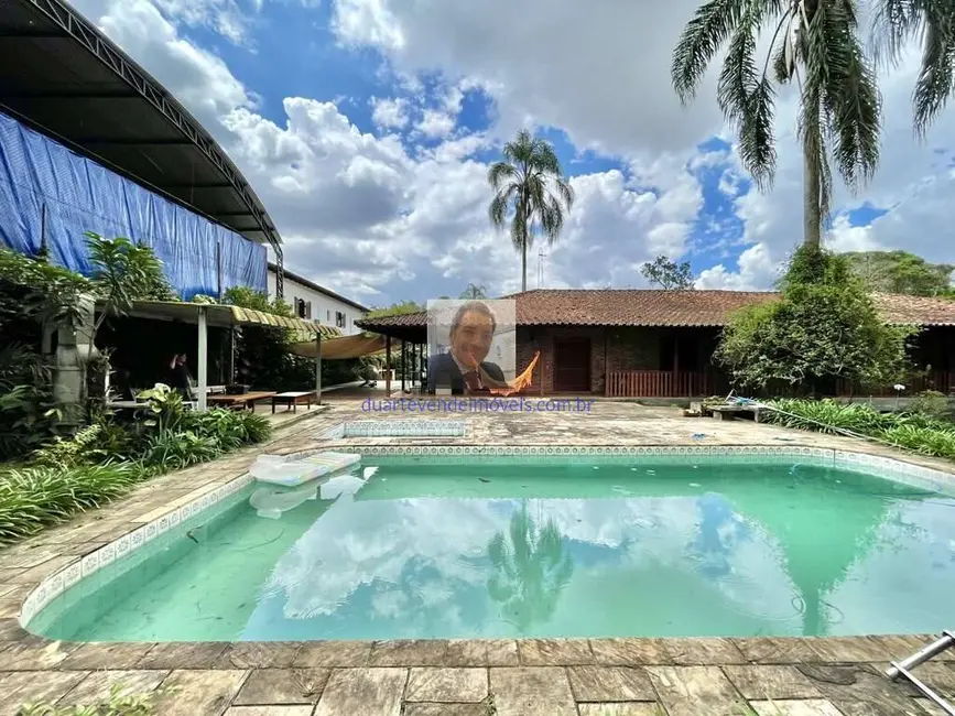 Foto 1 de Casa com 5 quartos à venda e para alugar, 457m2 em Vila Santo Antônio, Cotia - SP