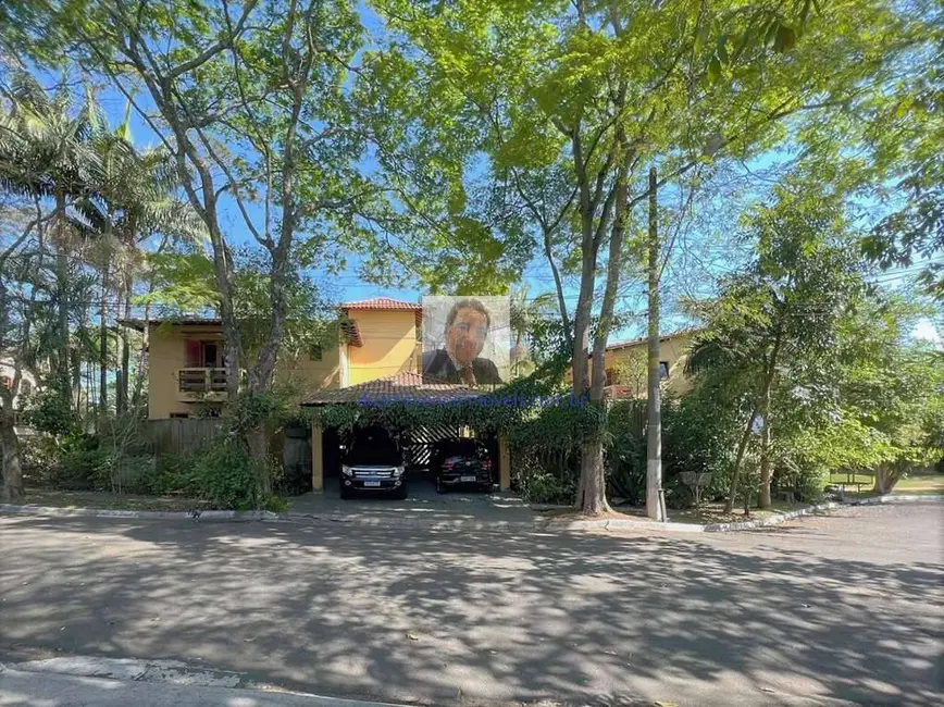 Casa de Condomínio com 4 quartos à venda, 283m2 em São Paulo II, Cotia - SP - imagem 2 Foto 2 de Casa de Condomínio com 4 quartos à venda, 283m2 em São Paulo II, Cotia - SP