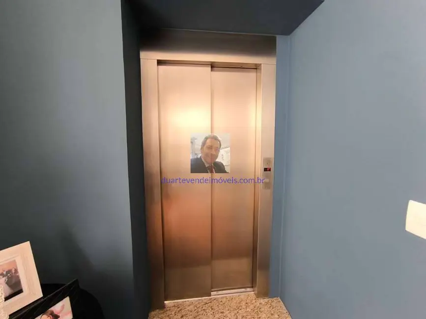 Casa de Condomínio com 3 quartos à venda, 451m2 em São Paulo II, Cotia - SP - imagem 3 Foto 3 de Casa de Condomínio com 3 quartos à venda, 451m2 em São Paulo II, Cotia - SP