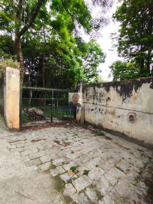 Foto 1 de Terreno / Lote à venda e para alugar, 2532m2 em Cotia - SP