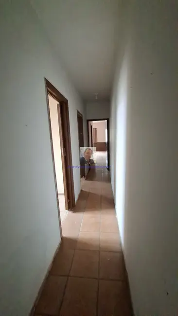 Foto 4 de Casa com 4 quartos à venda, 200m2 em São Luiz, Itu - SP