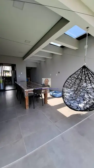 Foto 9 de Casa de Condomínio com 3 quartos à venda, 200m2 em Vargem Grande Paulista - SP