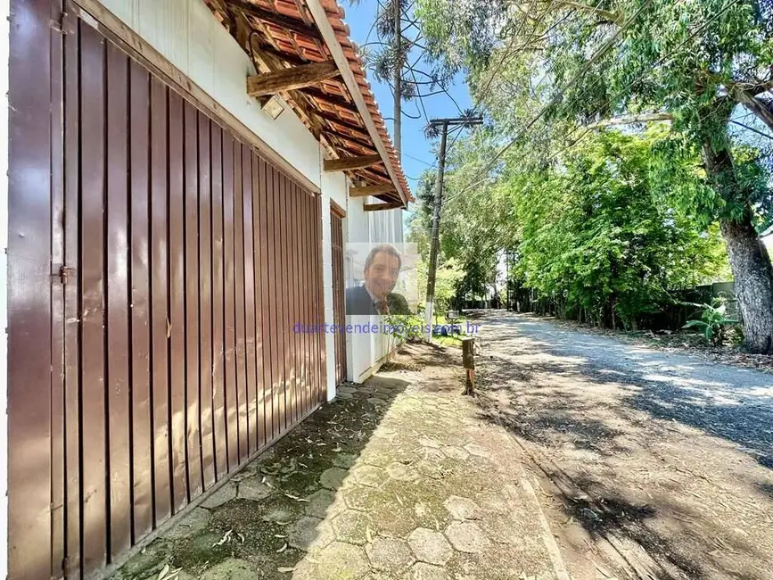 Casa de Condomínio com 3 quartos à venda, 255m2 em Jardim Ana Estela, Carapicuiba - SP - imagem 2 Foto 2 de Casa de Condomínio com 3 quartos à venda, 255m2 em Jardim Ana Estela, Carapicuiba - SP