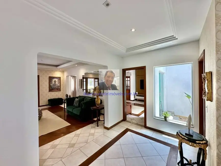 Casa de Condomínio com 5 quartos à venda, 725m2 em Granja Viana II, Cotia - SP - imagem 8 Foto 8 de Casa de Condomínio com 5 quartos à venda, 725m2 em Granja Viana II, Cotia - SP