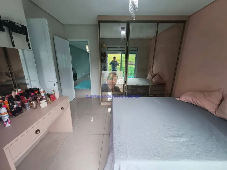 Casa com 2 quartos à venda, 147m2 em Chácara Roselândia, Cotia - SP - imagem 5 Foto 5 de Casa com 2 quartos à venda, 147m2 em Chácara Roselândia, Cotia - SP