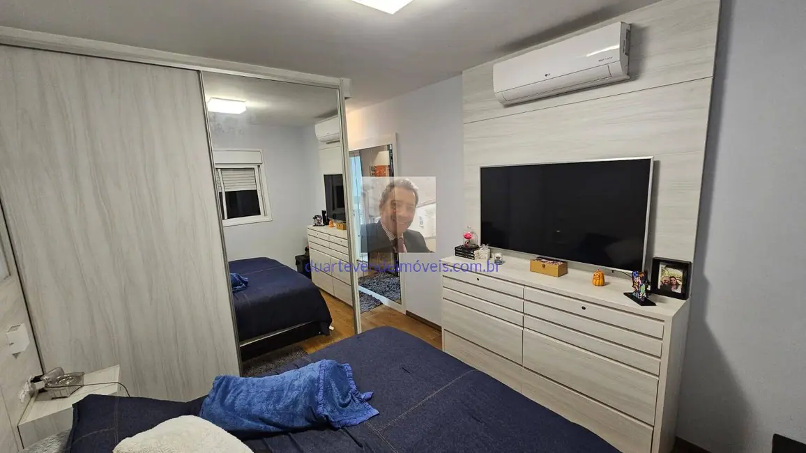 Foto 2 de Casa com 4 quartos à venda, 332m2 em Bosque do Vianna, Cotia - SP