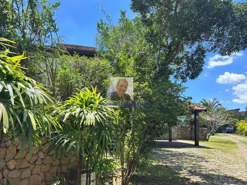 Casa de Condomínio com 4 quartos à venda, 222m2 em Chácara dos Lagos, Carapicuiba - SP - imagem 4 Foto 4 de Casa de Condomínio com 4 quartos à venda, 222m2 em Chácara dos Lagos, Carapicuiba - SP
