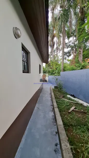 Casa de Condomínio com 3 quartos para alugar, 390m2 em Jardim Atalaia, Cotia - SP - imagem 5 Foto 5 de Casa de Condomínio com 3 quartos para alugar, 390m2 em Jardim Atalaia, Cotia - SP