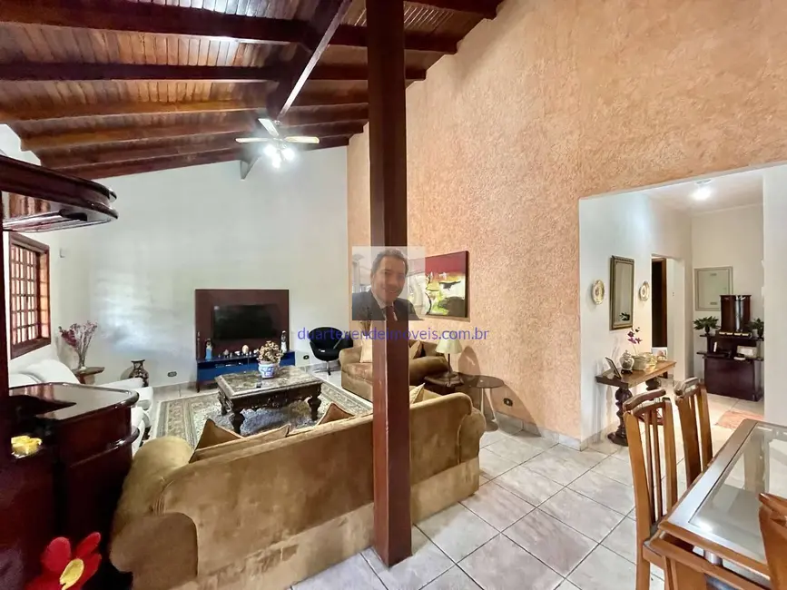Casa de Condomínio com 3 quartos à venda, 412m2 em Chácara dos Lagos, Carapicuiba - SP - imagem 8 Foto 8 de Casa de Condomínio com 3 quartos à venda, 412m2 em Chácara dos Lagos, Carapicuiba - SP