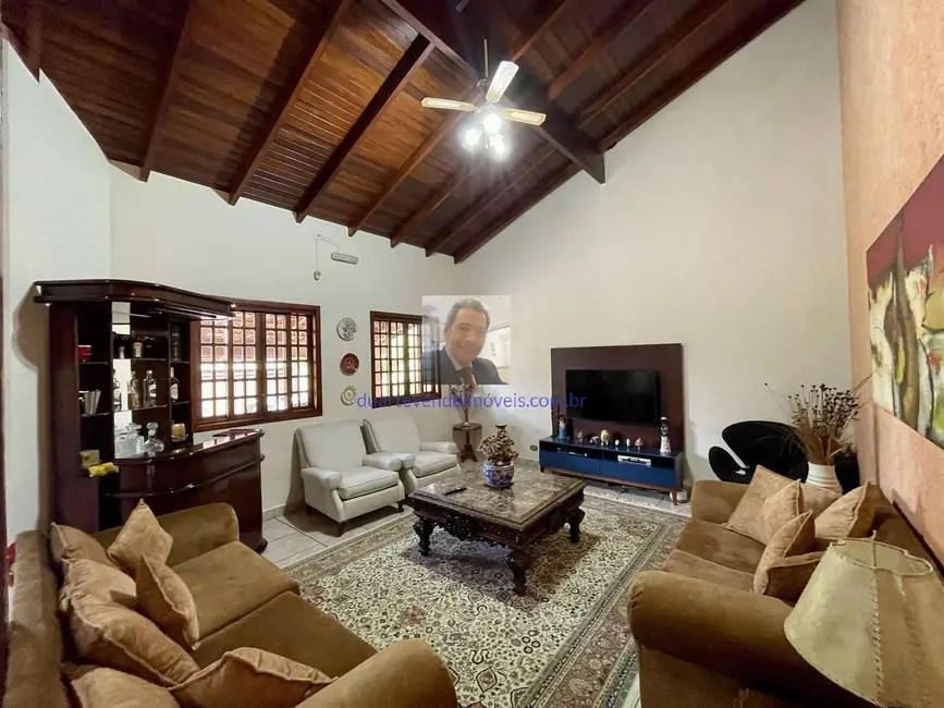 Casa de Condomínio com 3 quartos à venda, 412m2 em Chácara dos Lagos, Carapicuiba - SP - imagem 9 Foto 9 de Casa de Condomínio com 3 quartos à venda, 412m2 em Chácara dos Lagos, Carapicuiba - SP