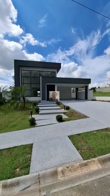 Foto 1 de Casa de Condomínio com 4 quartos à venda, 303m2 em Jandira - SP