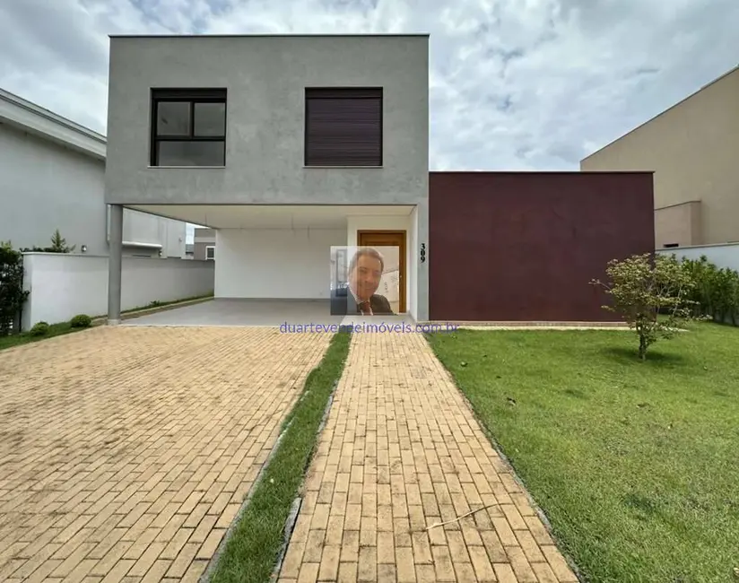 Foto 9 de Casa de Condomínio com 4 quartos à venda e para alugar, 308m2 em Granja Viana, Carapicuiba - SP