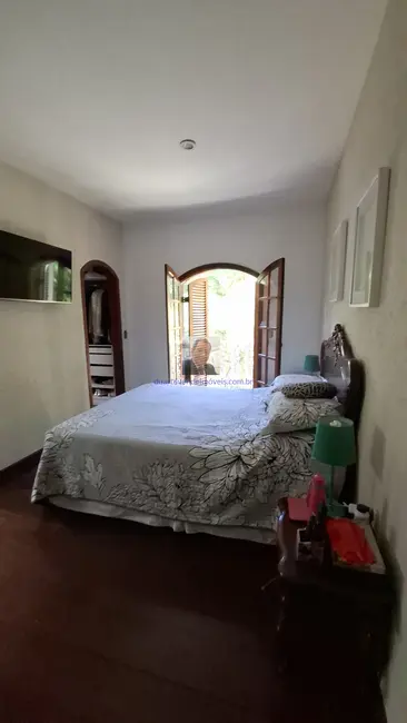 Casa de Condomínio com 5 quartos à venda, 372m2 em Altos de São Fernando, Jandira - SP - imagem 3 Foto 3 de Casa de Condomínio com 5 quartos à venda, 372m2 em Altos de São Fernando, Jandira - SP