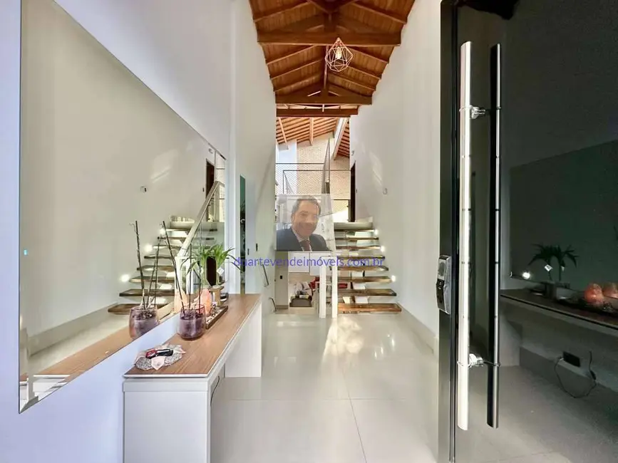 Casa de Condomínio com 4 quartos à venda, 712m2 em Chácara Santa Lúcia dos Ypes, Carapicuiba - SP - imagem 7 Foto 7 de Casa de Condomínio com 4 quartos à venda, 712m2 em Chácara Santa Lúcia dos Ypes, Carapicuiba - SP