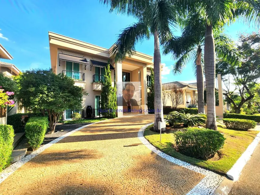 Foto 3 de Casa de Condomínio com 4 quartos à venda, 917m2 em Barueri - SP