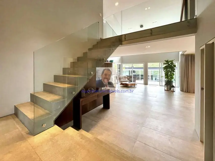 Foto 7 de Casa com 4 quartos à venda, 463m2 em Jardim Indaiá, Embu Das Artes - SP