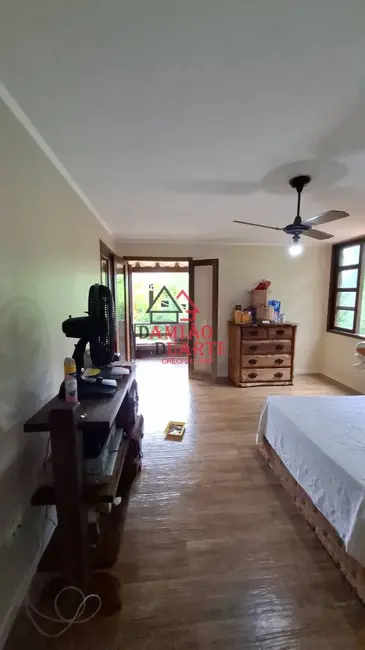 Foto 4 de Casa de Condomínio com 4 quartos à venda, 300m2 em Chácara Santa Lúcia, Carapicuiba - SP