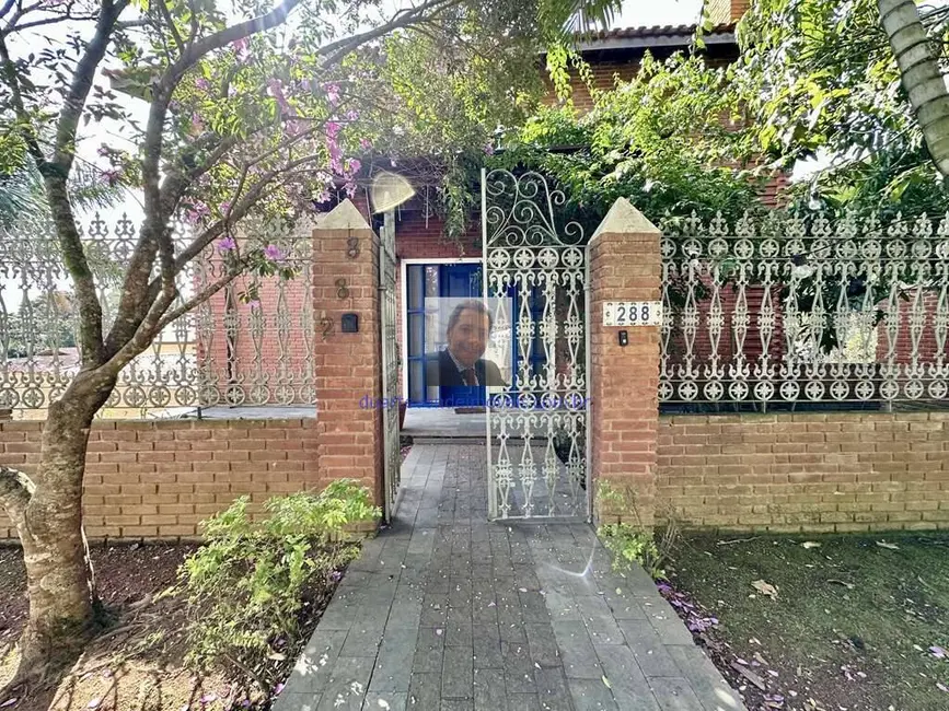 Foto 7 de Casa com 5 quartos à venda e para alugar, 650m2 em Parque Dom Henrique, Cotia - SP